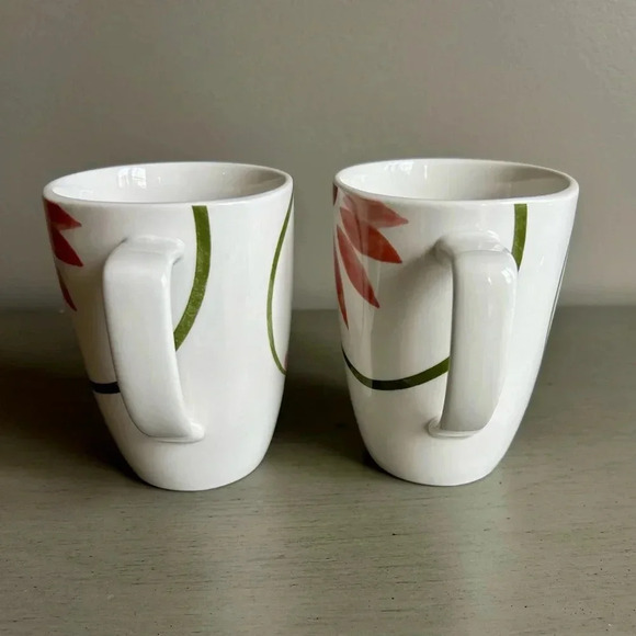 Correlle Coordinates Pretty Pink 12 oz Porcelain Mugs Coffee Floral White - Picture 4 of 7